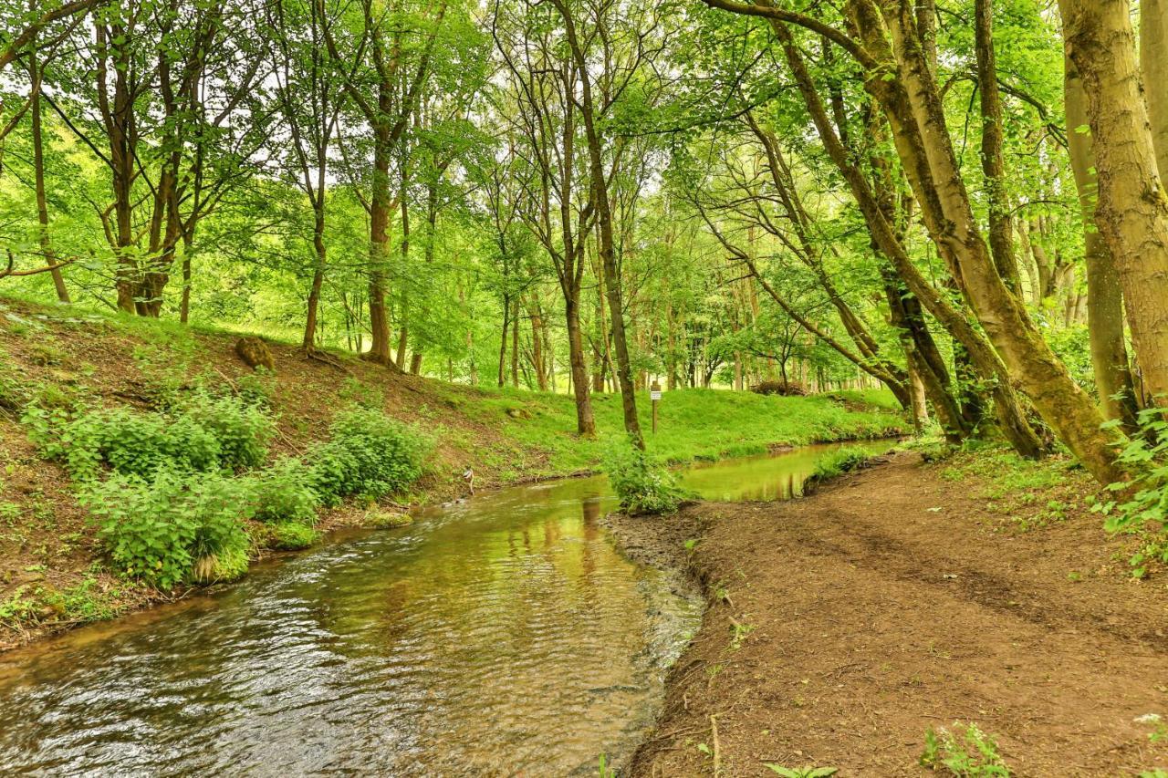 Finest Retreats - Victory Mill - One *