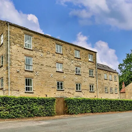Finest Retreats - Victory Mill - Apartment One Pickering Exterior photo